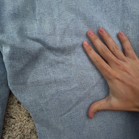 Levi's Plus Size Waisted Crop Flare Jeans, High Light Wash Size 20W NWT $70 - Picture 12 of 16